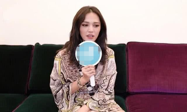 姚晨帅气现身电影展，和林允张韶涵撞脸，一段话回应整容传闻！