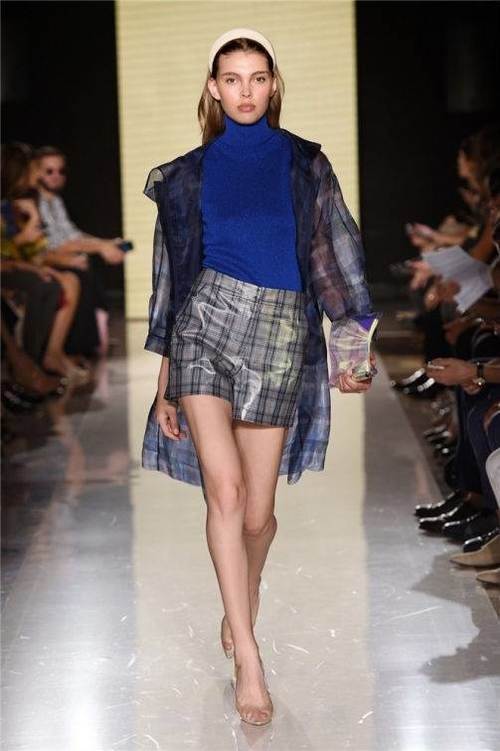 首次亮相米兰时装周，PSALTER诗篇带你用时装写作