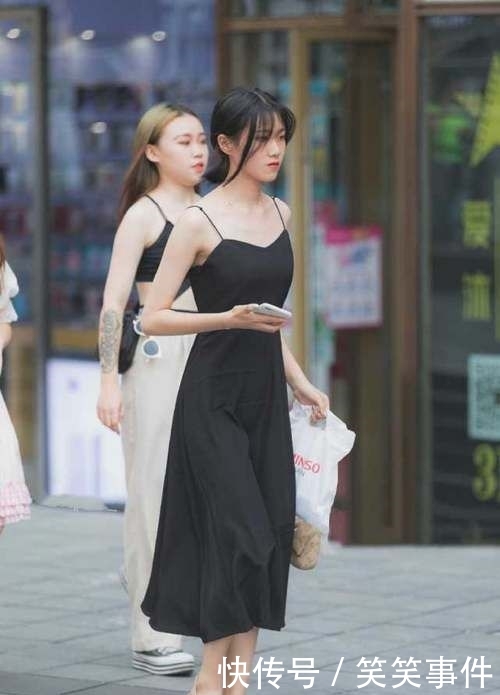  『舒适』连衣裙显优雅纯美的气质，穿起来舒适大方清新唯美