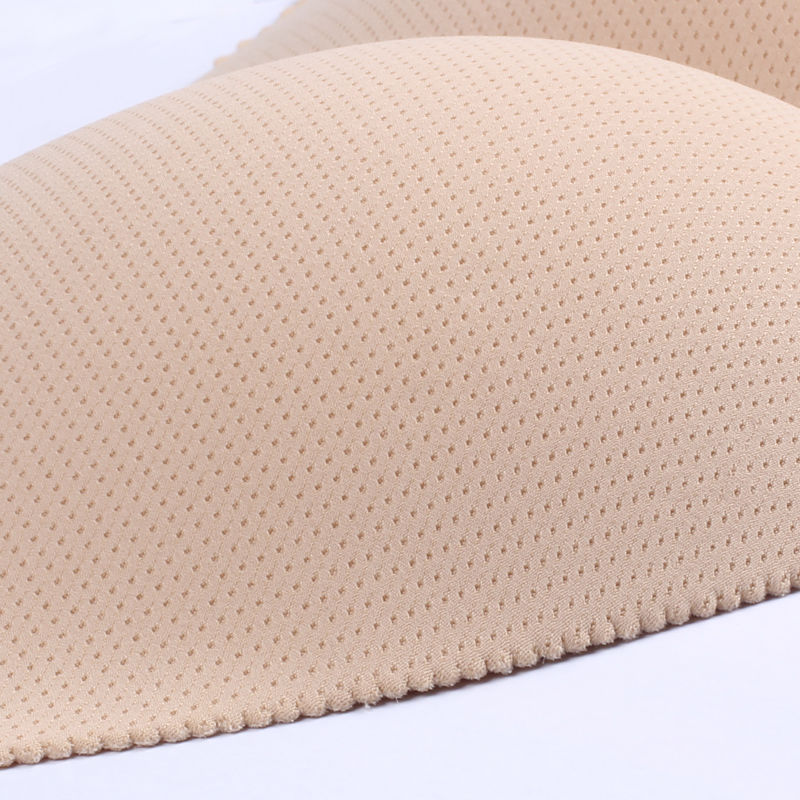 扁平臀的女人穿上“硅胶短裤”，穿旗袍前凸后翘，展现玲珑曲线