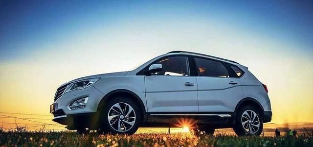  『省油』20万刚需入手SUV？这几款省油不贵空间大，精确到配置！