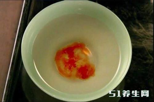 滴血认亲、坐月子不能洗澡，这8大健康谣言你还在信吗？快来涨涨