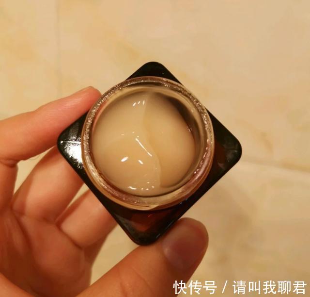  「有钱人」口碑超好眼霜测评小棕瓶抗蓝光，兰蔻淡纹好，后两款有钱人用！