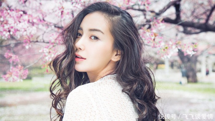 杨颖实为插足小三？黄妈妈力挺她并出言证实，事情真相终浮出水面