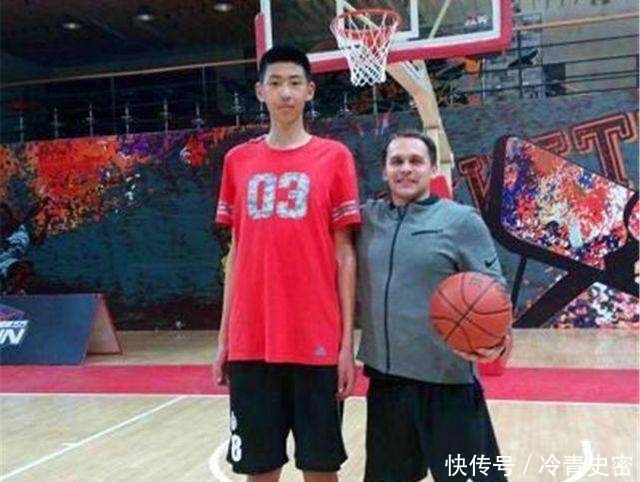 『宏远』急了?广东宏远狂挖易建联接班人,三大潜力内线谁更出色?