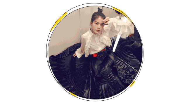 亲身示范丨原来真的可以在试衣间自拍出时尚芭莎封面!