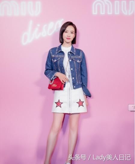 今年最流行的星星图案,林依晨这款不敢模仿,佟丽娅穿起来最好看