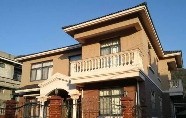  「混凝土」施工队不会告诉你，原来这才是导致砖墙出现蜂窝、孔洞的真正原因