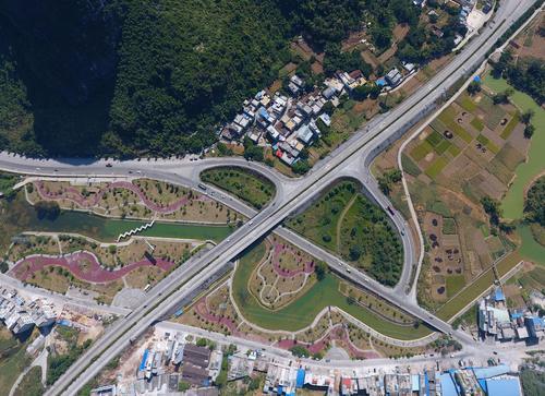 重庆与四川再次联手建高速，预计总投资90亿，已经全面开工建设