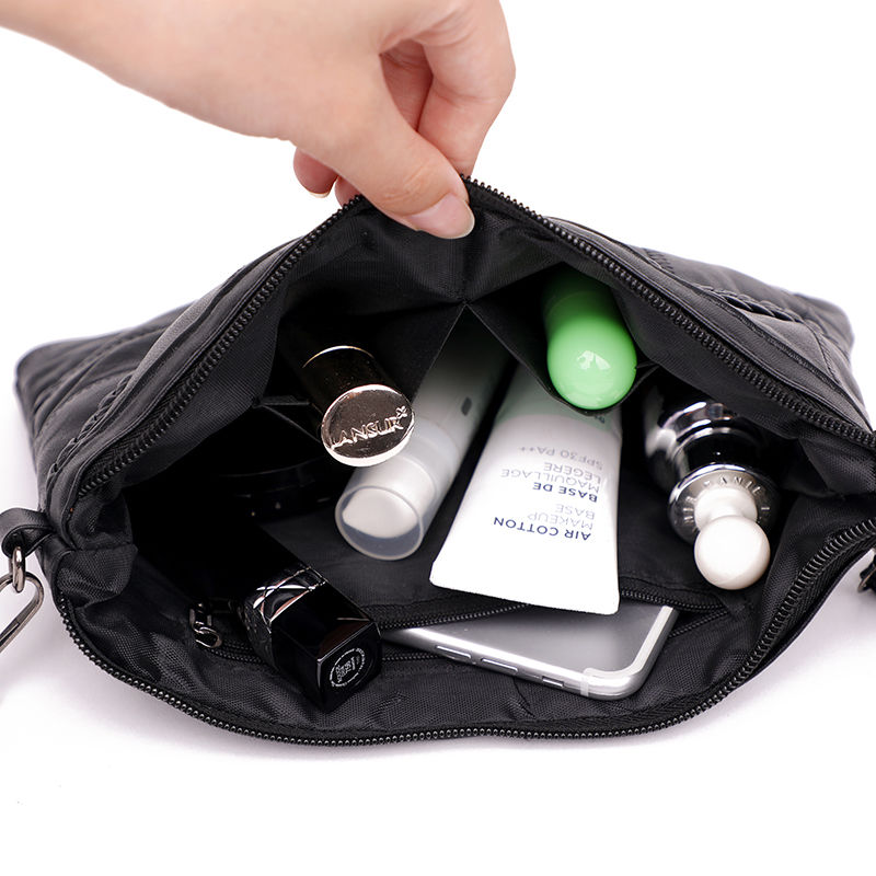 精致女人出门都需要一款包包，这几款时尚百搭，一年四季都能背