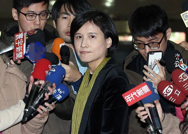 不满台当局＂去中去蒋＂ 台湾84岁企业家给蔡英文发公开信