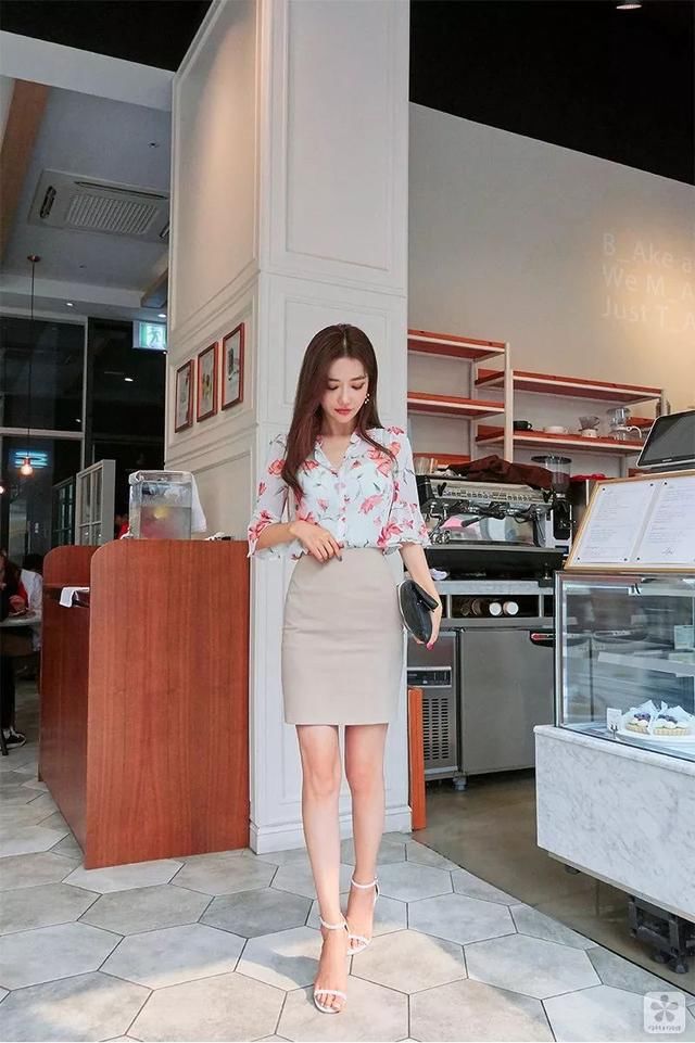 毕业季怎么穿?当然是金秘书的干练时尚职场穿搭~