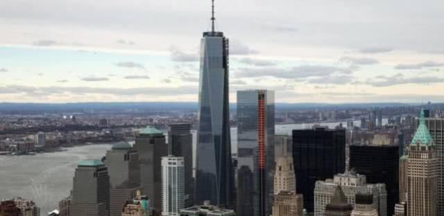 投50亿建世界第一高楼，打算7个月完工，现在却变一个30亩水坑