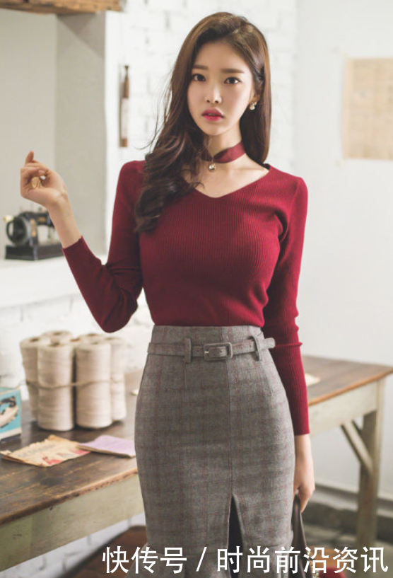 紧身裙美女：个性潮流的年轻女孩，穿搭时髦，好身材十分抢眼！