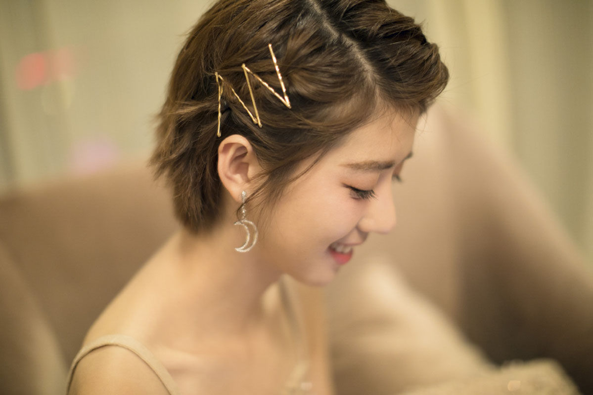 李凯馨性感优雅活动写真图片