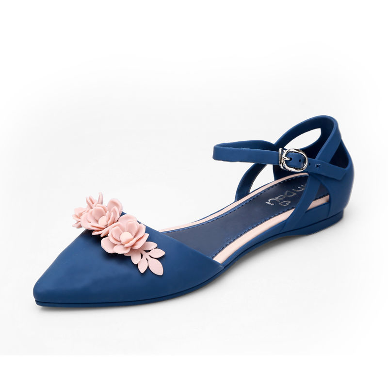 过时的鞋子你还在穿?瞧瞧新款女鞋，精致又优雅，充满女人味