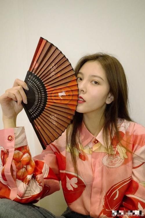  「衬衫就」今春必火的30件衬衫，美到不像话，别再错过了！