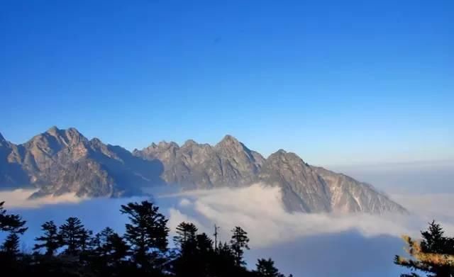 成都出发坐高铁/动车1小时直达!这15个短途旅行圣地等你去打卡(