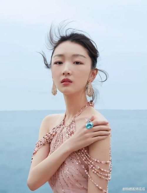  女生：脸上有这3个特征的女生，不要留“黑长直”，不然会拉低你的颜值