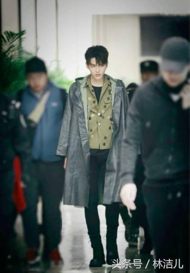 《中国新说唱》扑街了？可吴亦凡潘玮柏邓紫棋的造型skr到爆棚！