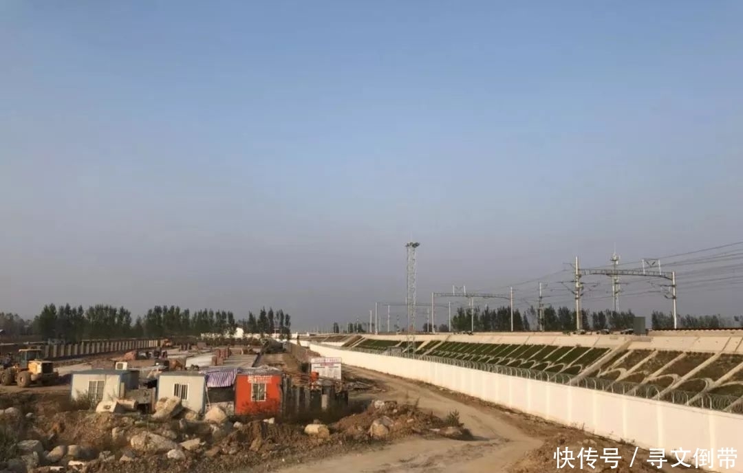  新路|实拍郑万高铁邓州东站！
