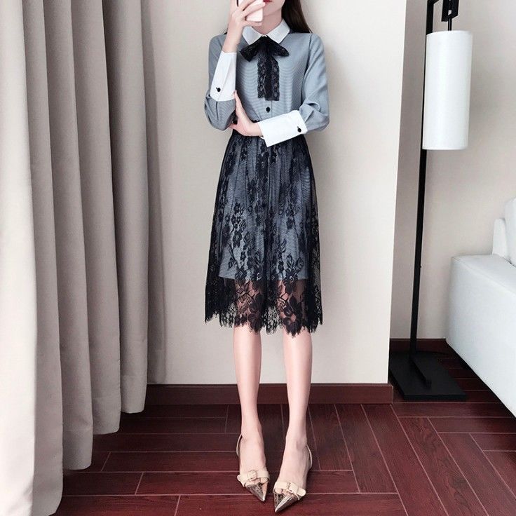 太美了，46岁老婆穿上这样的连衣裙，美的倾国倾城，女神范十足