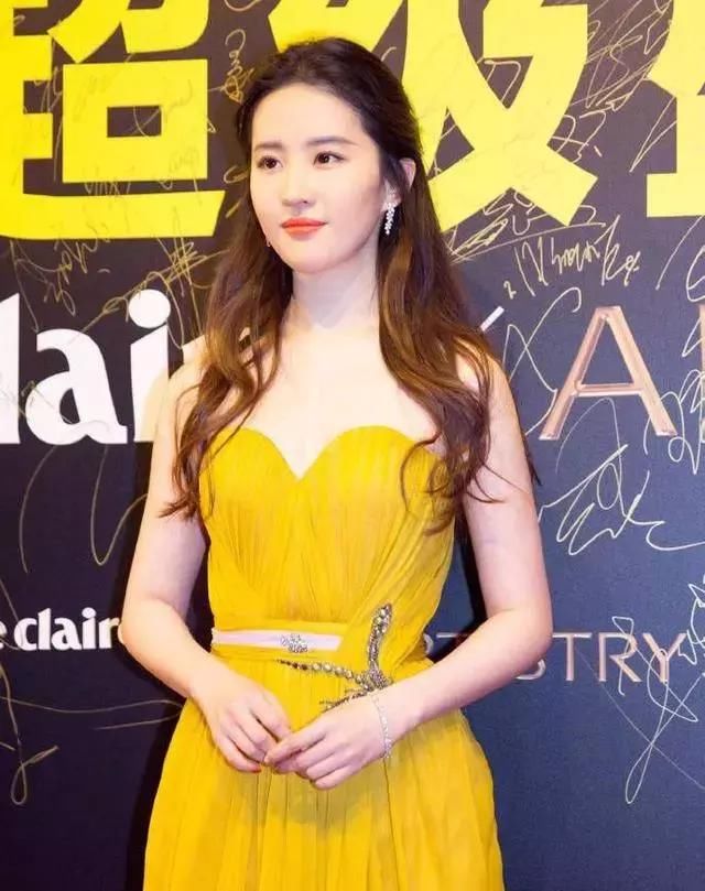 王力宏多管闲事,把刘亦菲都整尴尬了,人家能开心吗?