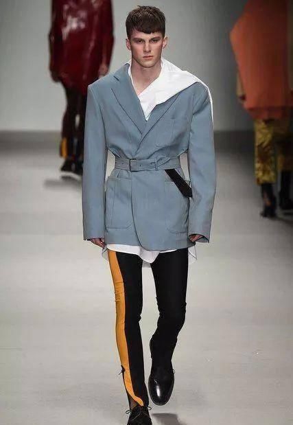  『时装画技法』时装系统里最难穿的一种类型——西装，在大牌设计师手下是如何被重塑？