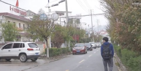 江西农村竟然家家都有大别墅 外地人都来围观了