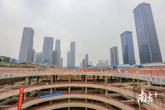 『南山排水深隧系统工』深圳首条超大海底隧道全面复工!记者实地探访