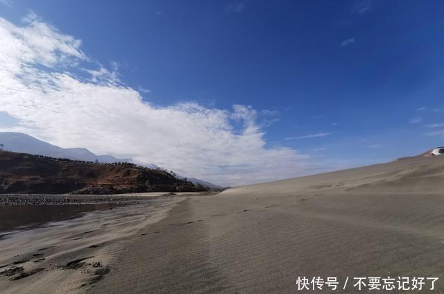 『金沙江』昆明户外活动爱好者最喜欢的地方之一,元谋江边乡天然沙滩