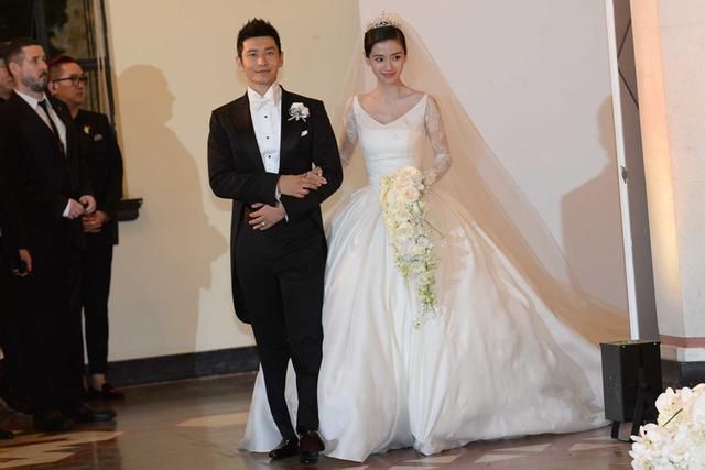 黄晓明出借账户惹祸，曾发严正声明，才三天就光速打脸！