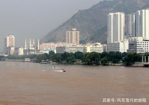 甘肃即将修建新高铁，总投资约500亿元，为连接华中的快速通道