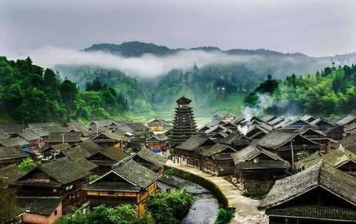 国内这一“神奇”建筑，高99.9米有24层，建造时没用一颗螺丝钉