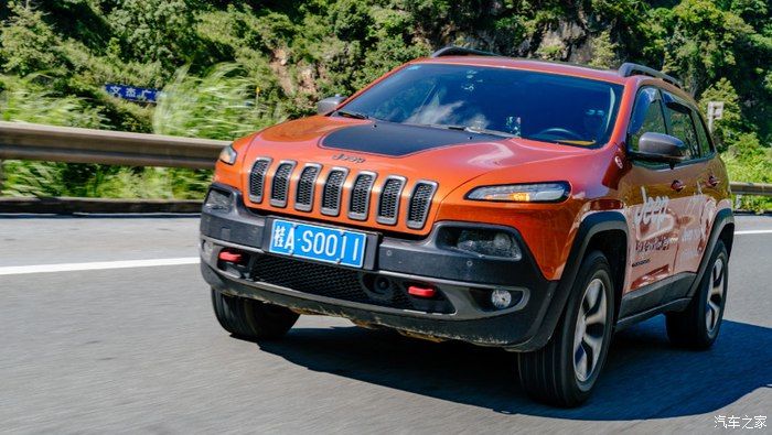 Jeep重走史迪威公路，大切诺基与我同在