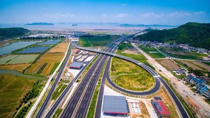 浙江沿海高速公路基本全线贯通 有望本月中旬通车