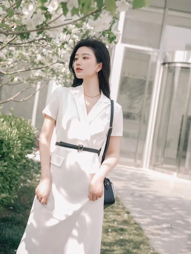  『漂亮』初夏穿搭没灵感？来看看这些漂亮的裙子吧！总有几款击中你的心