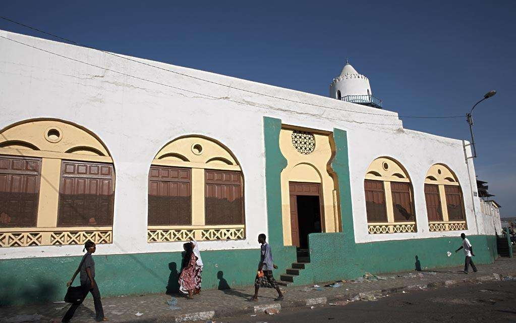 世界最随便国家：9国在此设军事基地，外国军队比本国军队多28倍