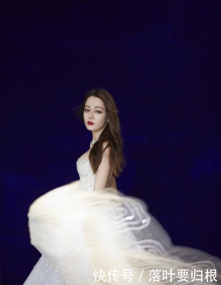 星光大赏赵丽颖杨幂同台