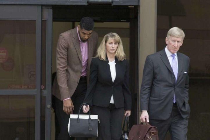 贵圈生存大课堂:消失的经纪人,被坑惨的不止胡歌、王宝强……