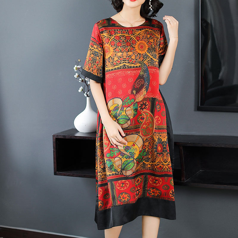 老婆把阔腿裤扔了,换上时下流行的棉麻裙,还别说,真的挺美