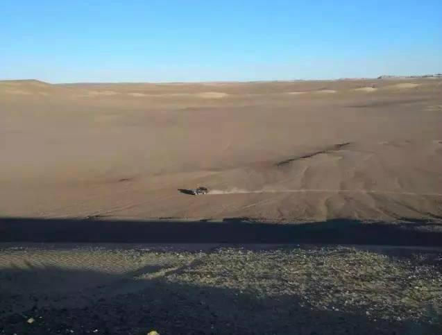 只有罗布泊才有的宝石，一颗价值200W，吸引众多人多次冒死深入