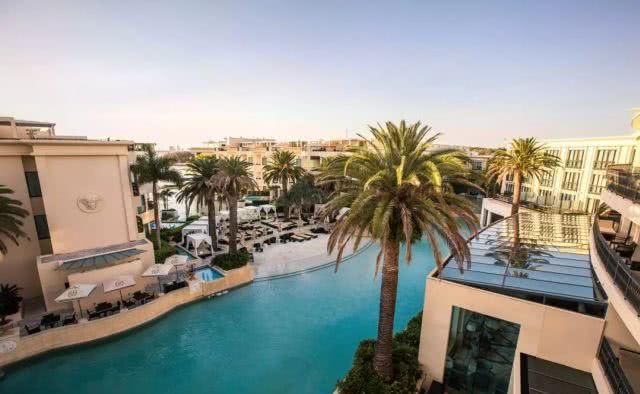 全球38家顶级奢华品牌酒店,你睡过几个?