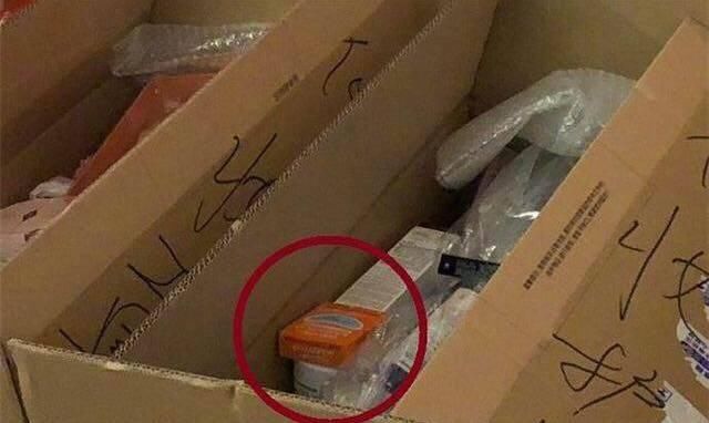 林允亲自辟谣，曝光“避孕套”真身，网友调侃霞姐满满求生欲