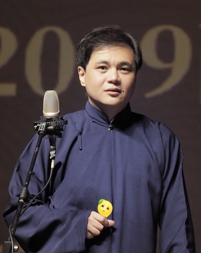  『相声演员』德云社里的隐士高人: 不求名利不想红, 郭德纲为他批岳云鹏