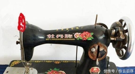  [座钟]农村家里这六样东西，好好保存着，将来值大钱，第二种珍