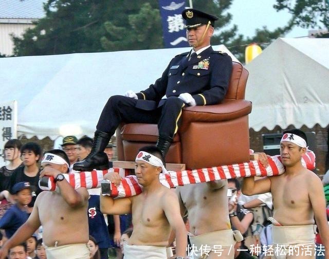 『士兵』还会说自卫队素质高吗?福岛核泄露,日本士兵却因怕死而拒绝救灾