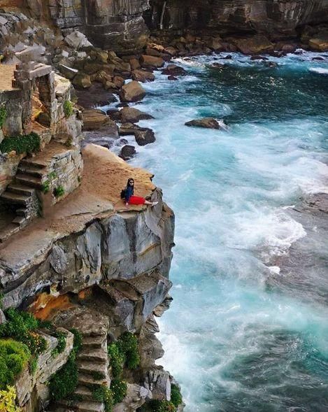 游客把这个国家逼疯: 悬崖冒死拍照 留下一地垃圾 出人命也挡不住