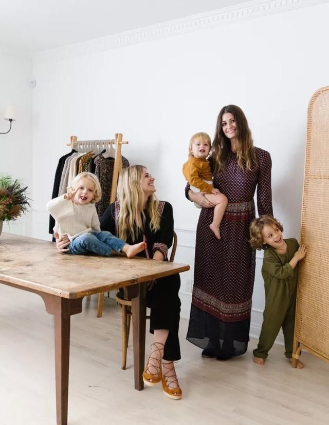 这个秋冬，你需要这3条奶奶裙来解锁浪漫灵魂