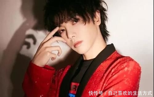  值得尊敬：严谨，华晨宇回应在节目对答乐理的错误，网友：虽然听不懂，但你值得尊敬